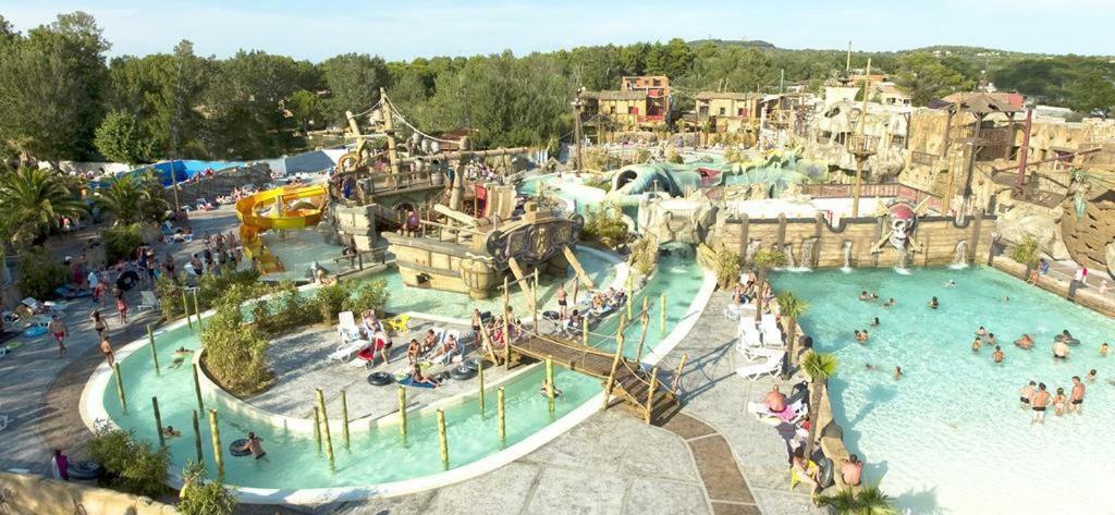 Mobilhome Dans Camping Les Sables D'Or Agde Zewnętrze zdjęcie